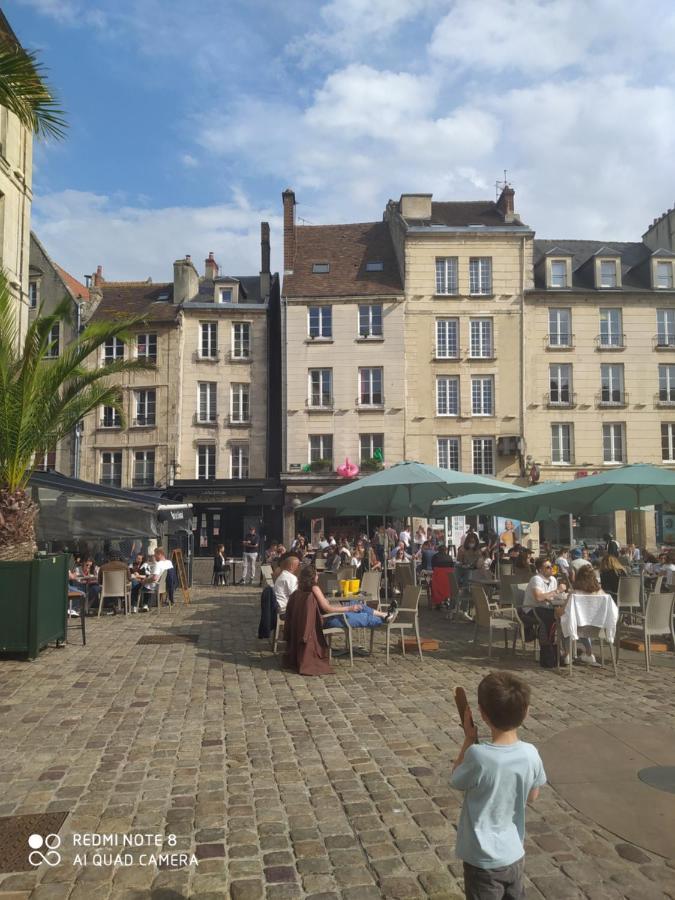 Duplex Centre Historique Lägenhet Caen Exteriör bild